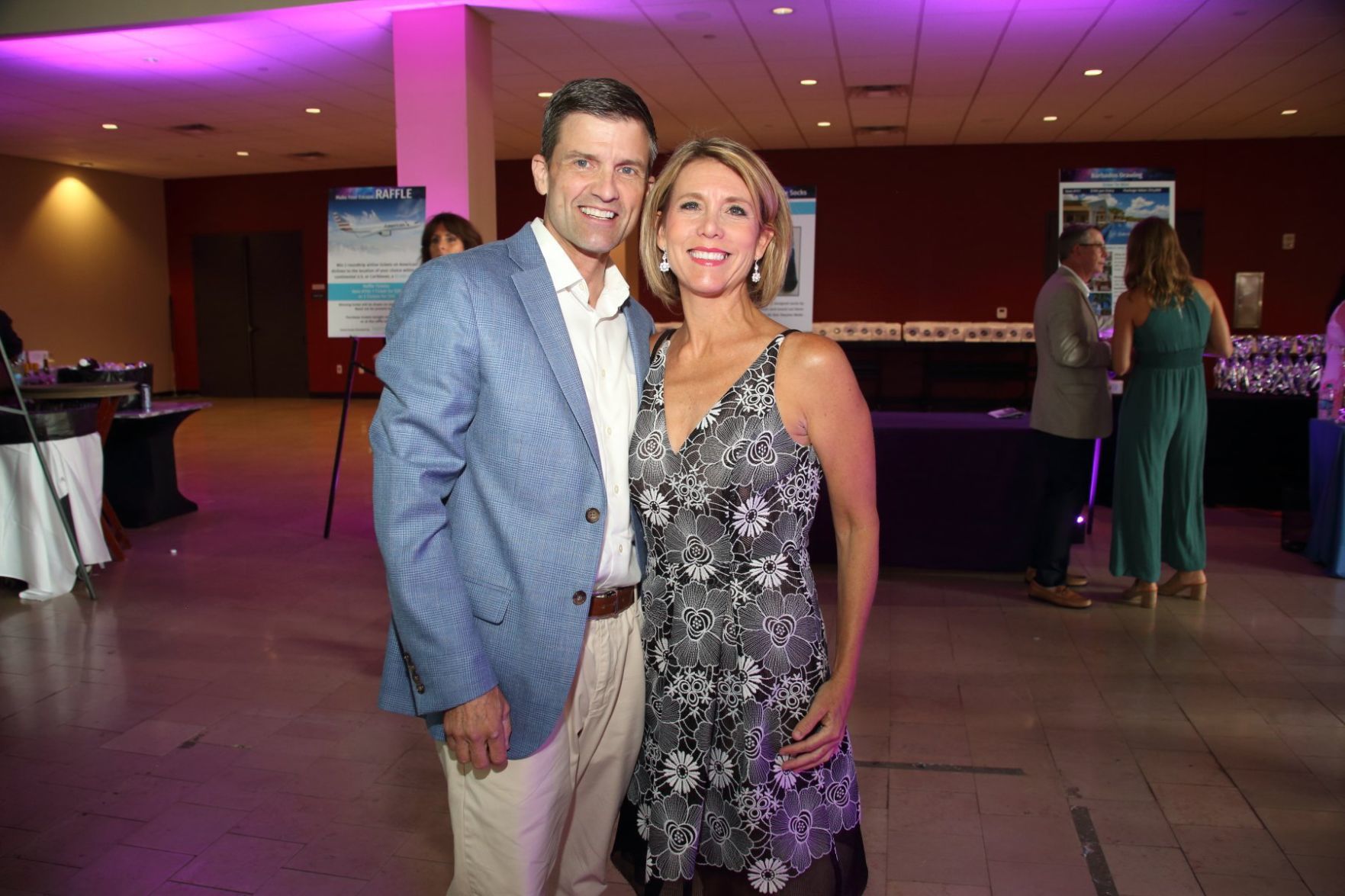 Roger Roberts, Amanda McCracken